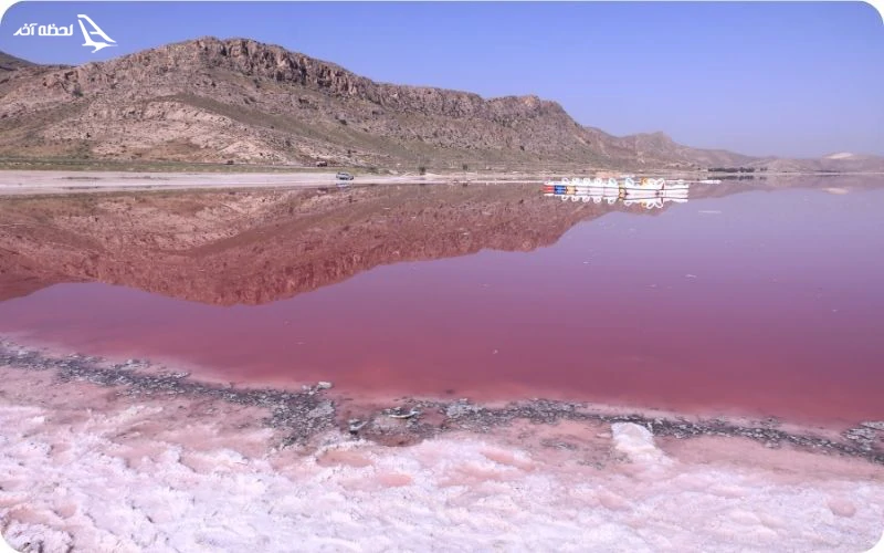 چرا تالاب لیپار صورتی است؟